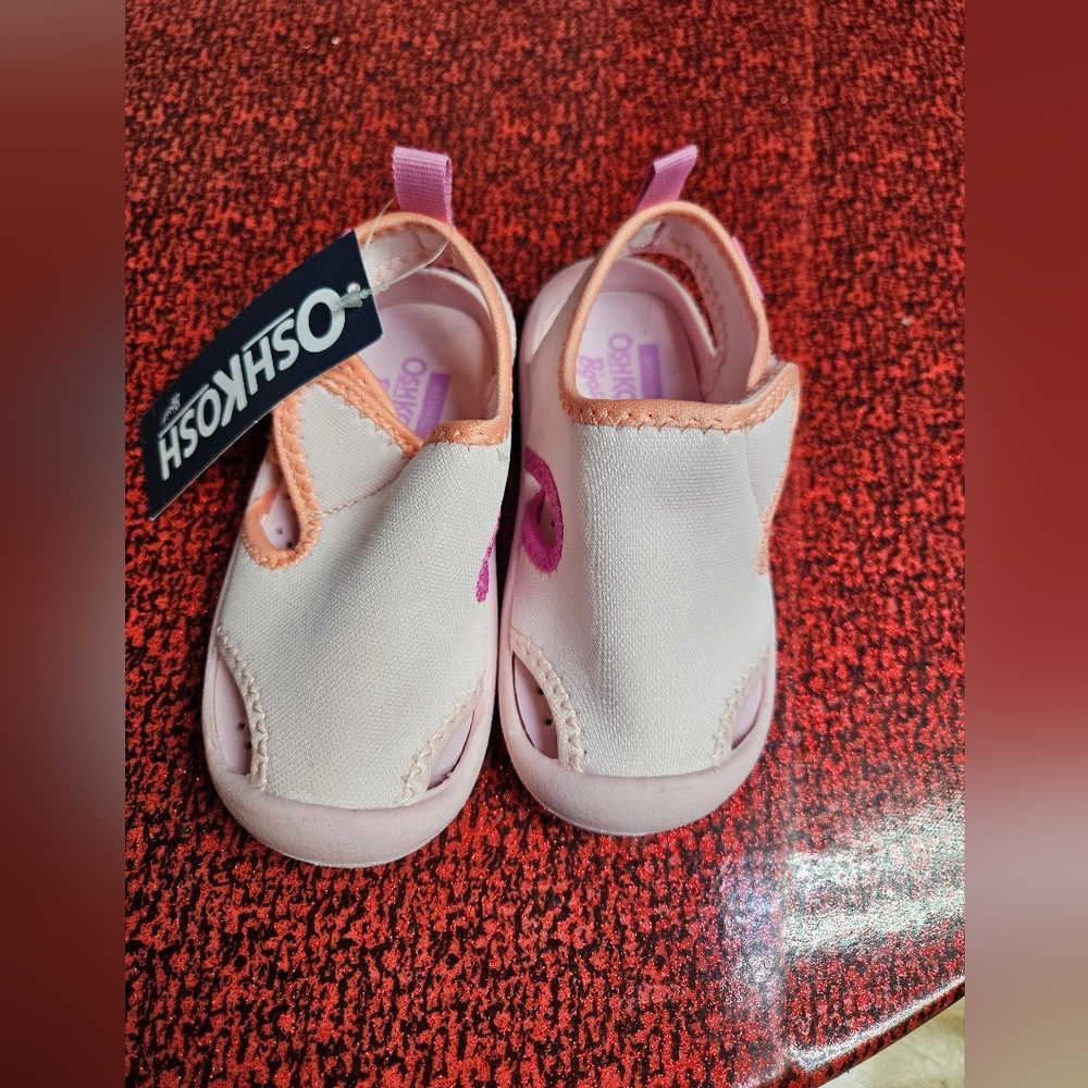 OshKosh B'Gosh Unisex-Child Swimmie-g Sandal: Quick-Dry & Washable, SZ 6 Shoes